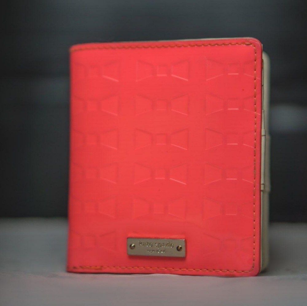 Kate spade Waller